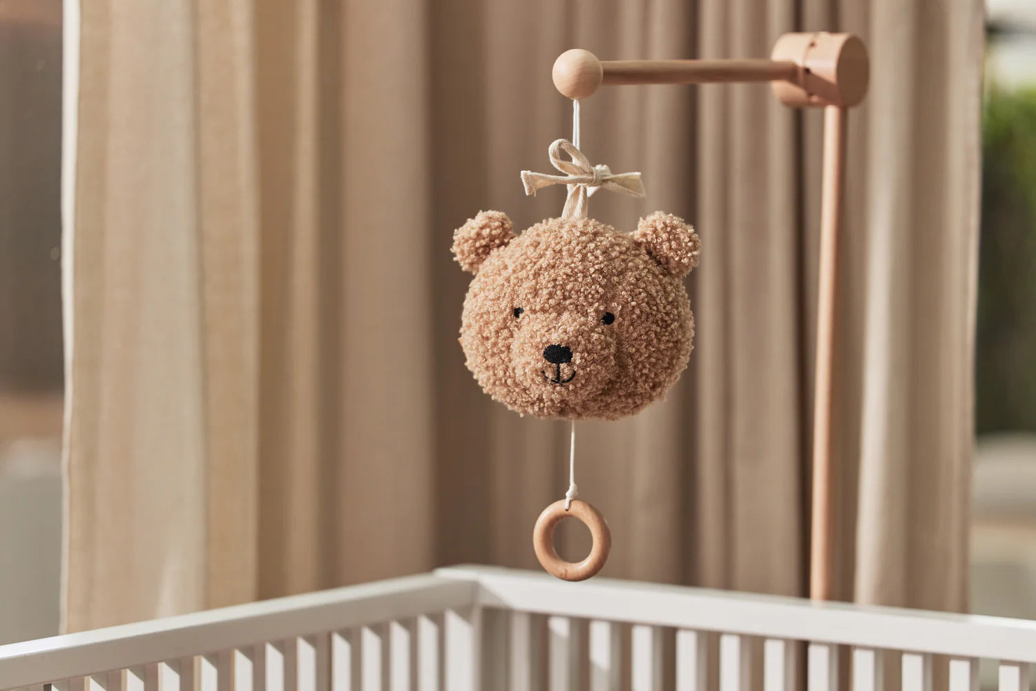 Jollein muziekhanger teddybear - Biscuit