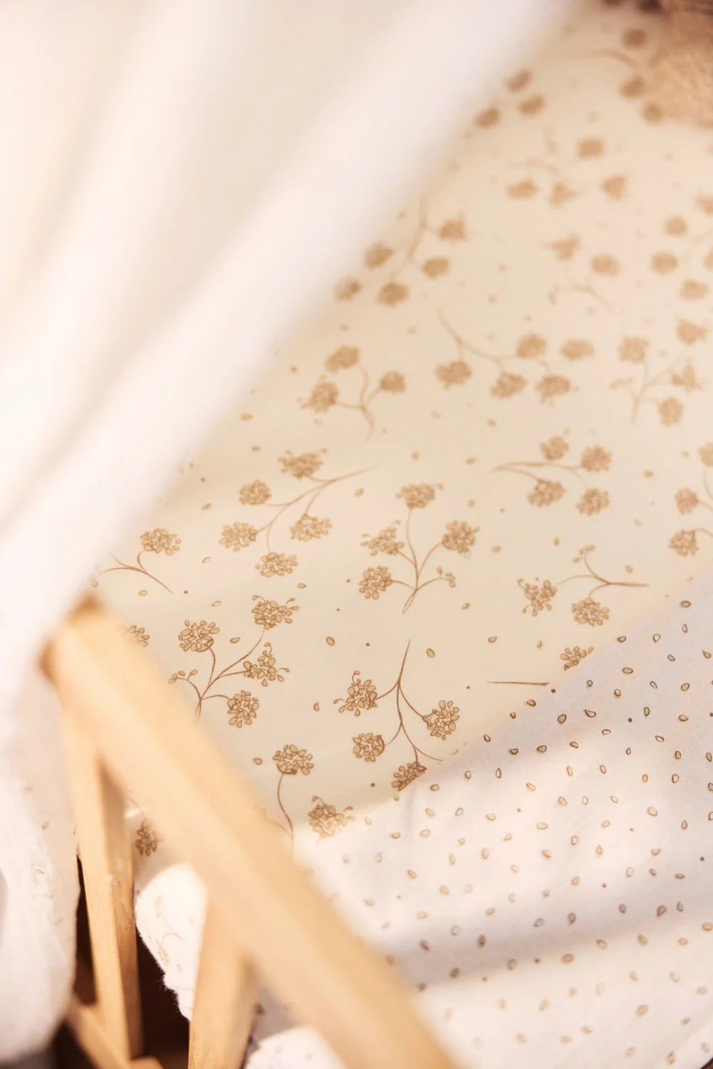 Jollein hoeslaken jersey - Leafy dreams